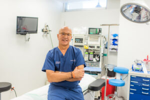Board Certified Plastic surgeon, Dr. Bernabe Vazquez